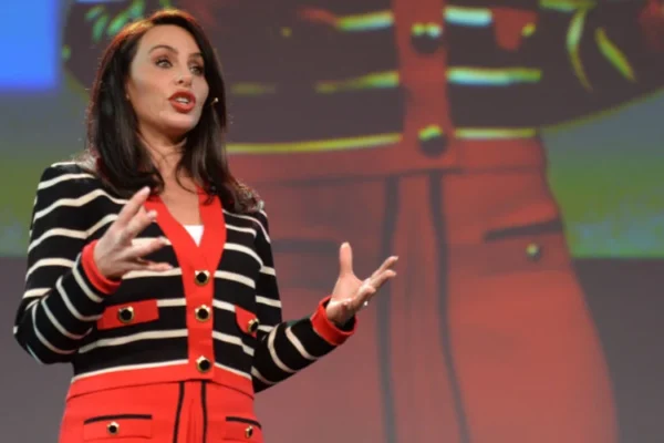 molly bloom net worth now