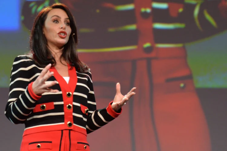 molly bloom net worth now
