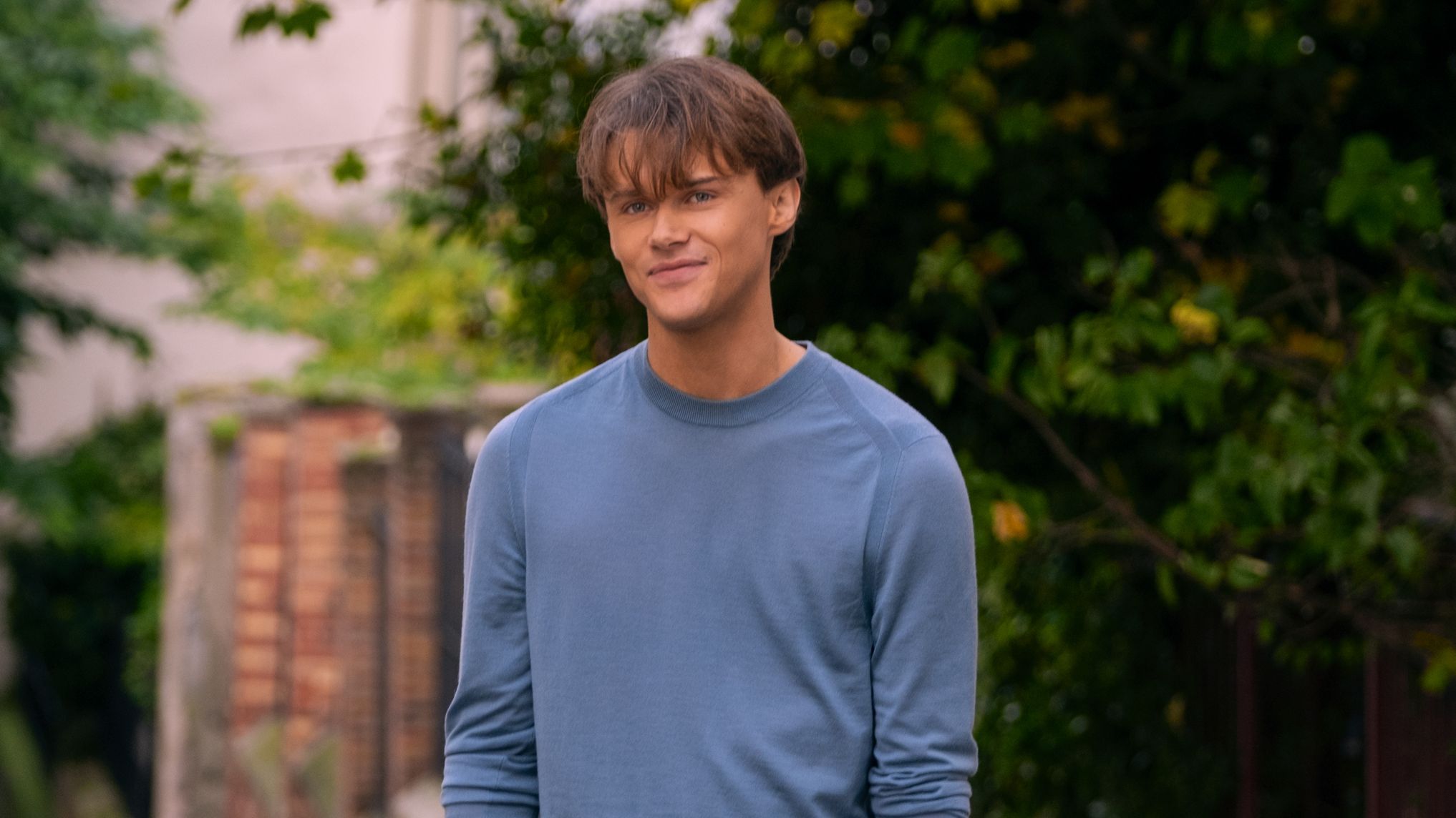 christopher briney height
